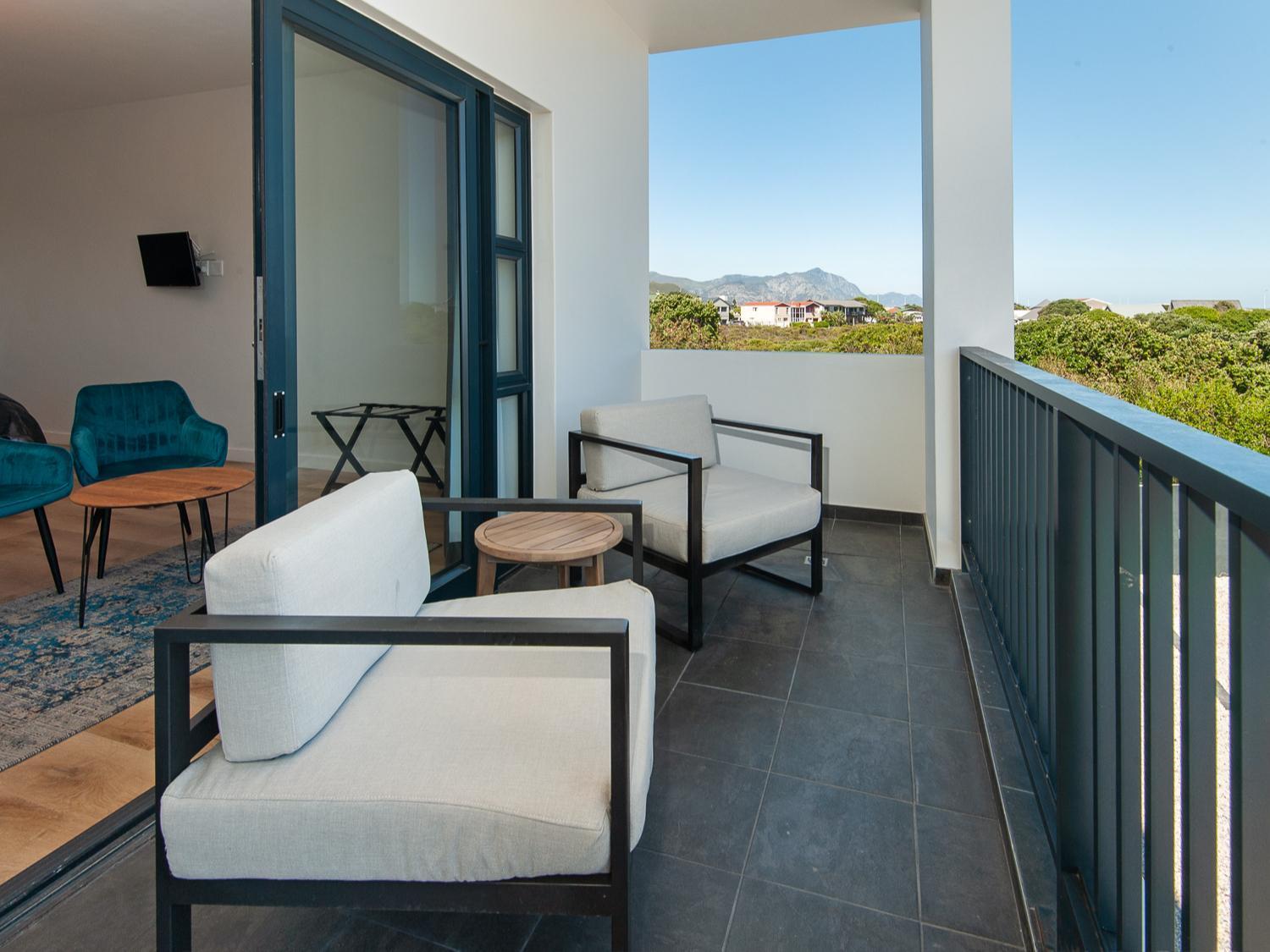Glow Boutique Suites & Guesthouse Hermanus Room photo